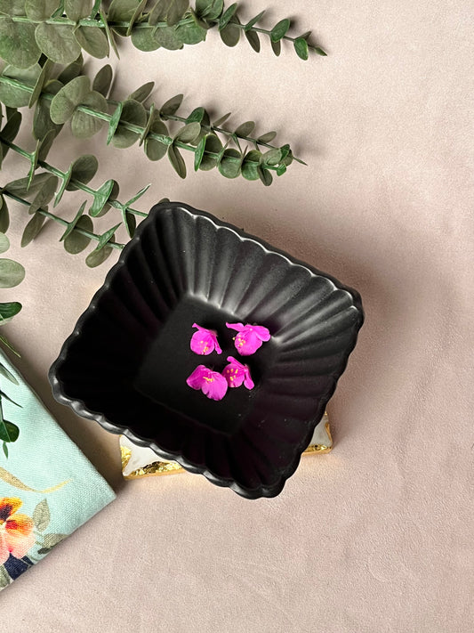 Ebony Elegance Square Bowls