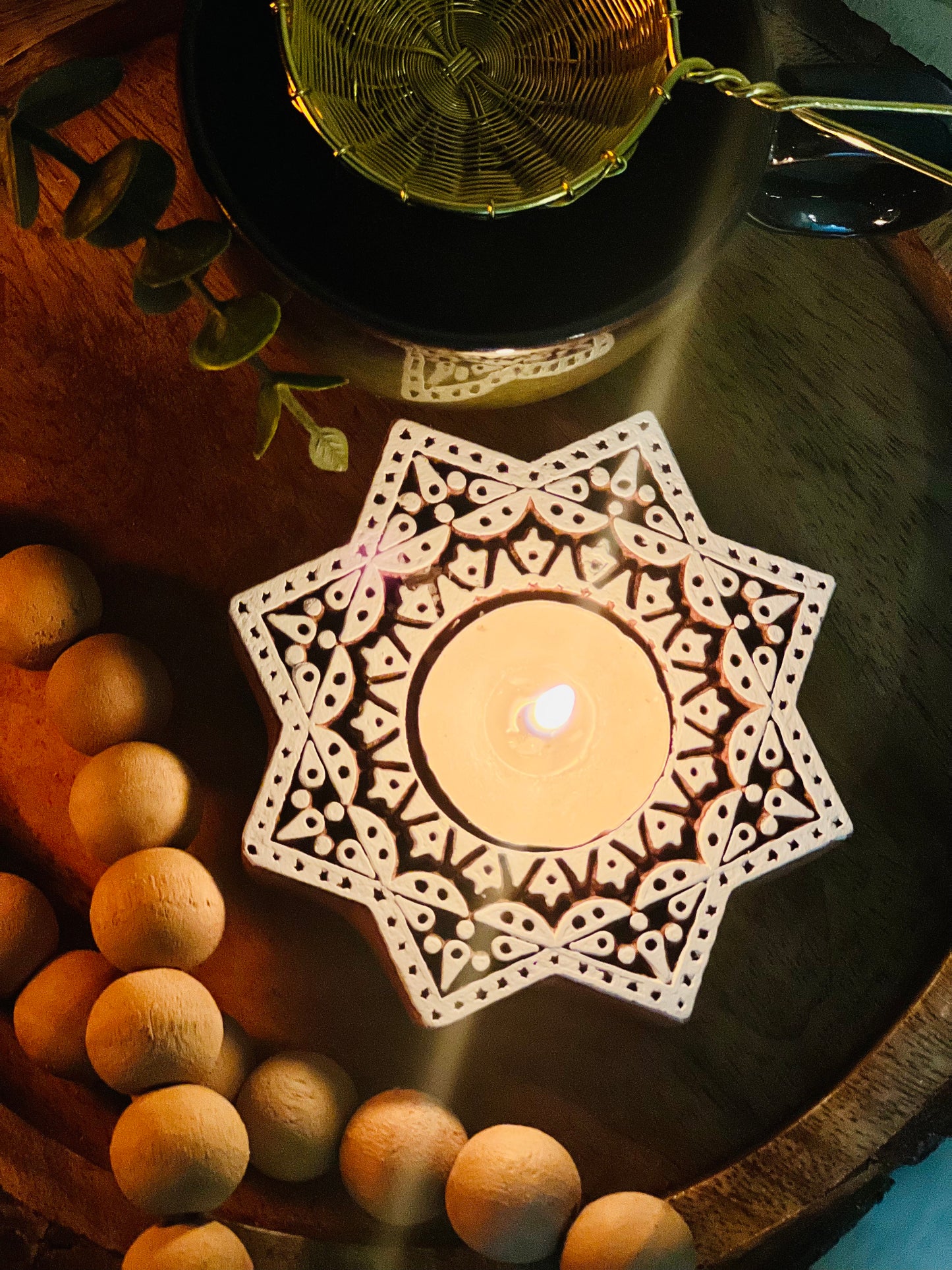 Wooden Hand-carved Sitaara Tea-light Holder